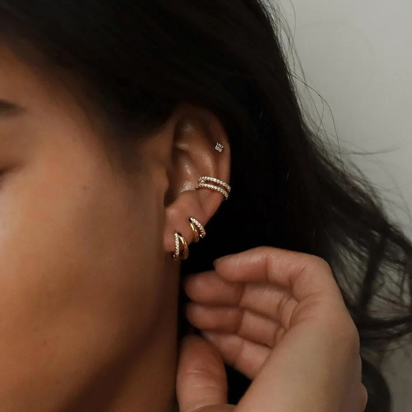 ❤️Women Gold  Hoop Earrings for Women,Gold Huggie Hoop Earrings for Girl - Picture 4 of 7